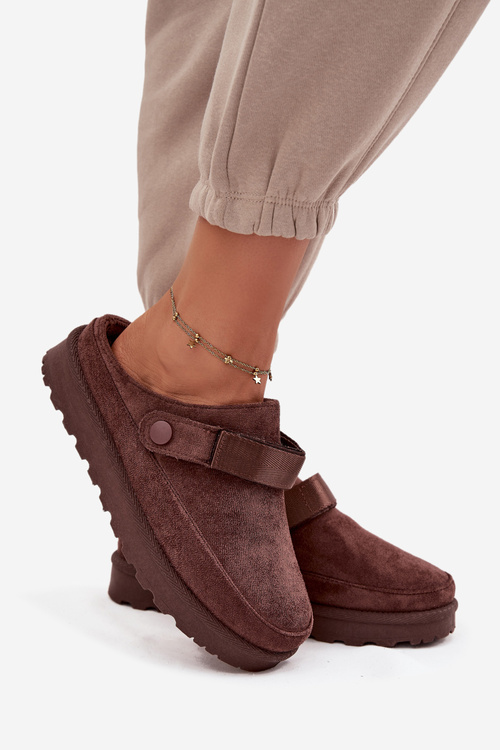 Жіночі теплі домашні тапочки з хутром на платформі шоколадні Azida