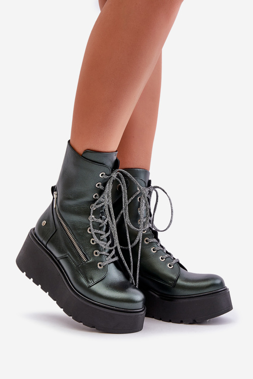 Шкіряні ботильйони Workers на платформі та танкетці Maciejka 06676-09 Зелений