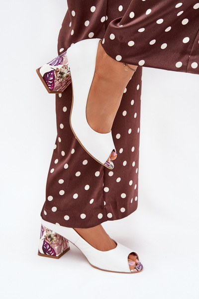 Шкіряні туфлі з декоративним каблуком Lewski Shoes 2608/K білі