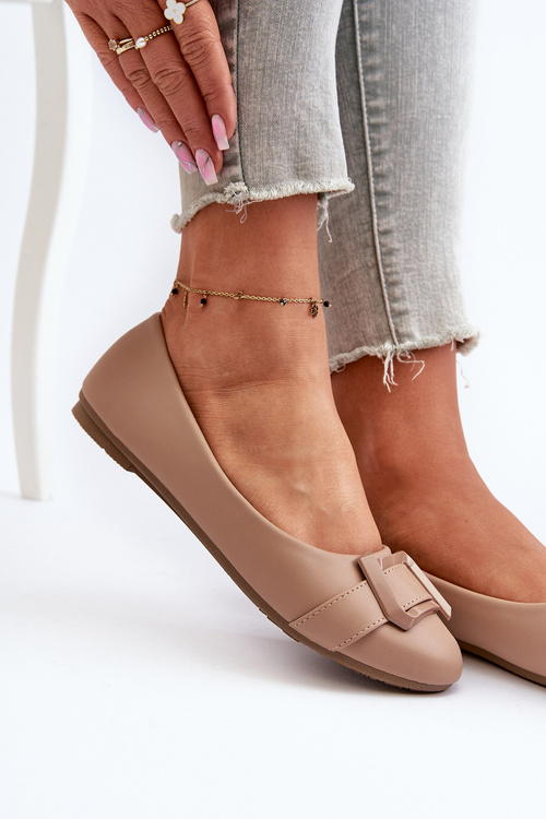 Балетки з ремінцем і орнаментом з екошкіри темно-бежевий Cadwenla