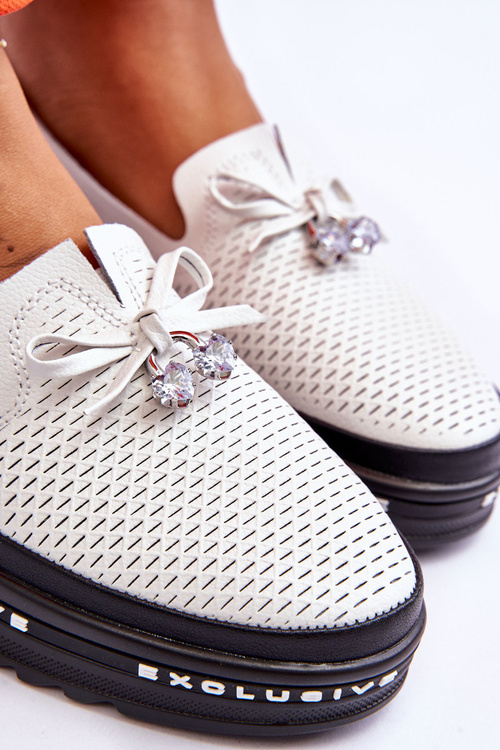 Жіночі шкіряні сліпони White Raven