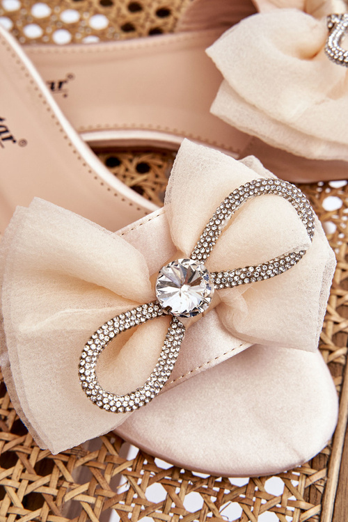 Жіночі тапочки з бантом і стразами бежеві Jolene