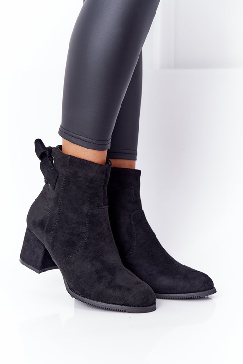 Жіночі утеплені чоботи на блочному каблуці чорні Kayla