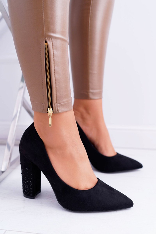 Чорні замшеві туфлі Razor