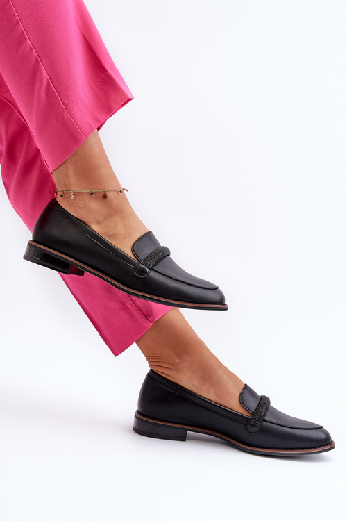 Жіночі шкіряні мокасини з декоративним ремінцем Black Saosin
