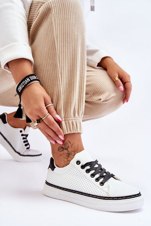 Жіночі низькі перфоровані кросівки чорно-білі Daxton