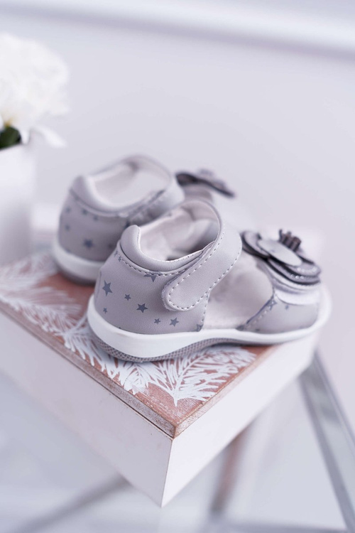 Дитячі босоніжки на липучці для дівчинки Фламенко сірі