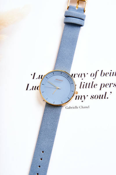 Жіночий аналоговий замшевий годинник без нікелю Ernest Blue