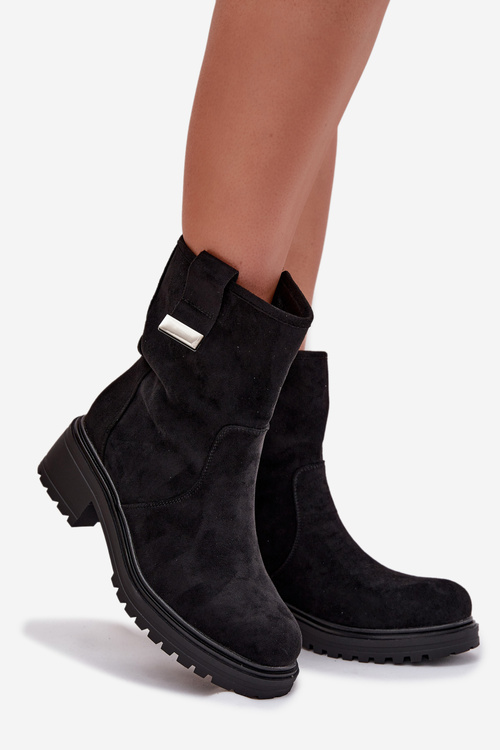 Ізольовані жіночі черевики на низькому підборі чорні Mirellea