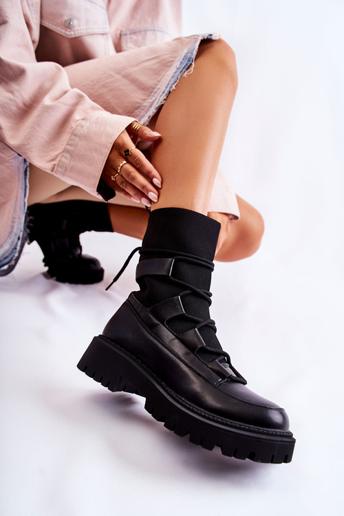 Чоботи жіночі робочі з носком чорного кольору