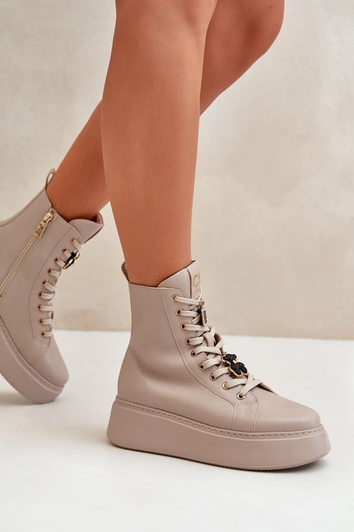 Жіночі шкіряні ботильйони Workers на шпильках, бежевий CheBello 4294