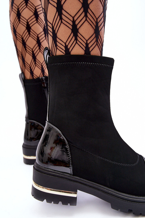 Чорні шкіряні класичні ботильйони на плоскому каблуці