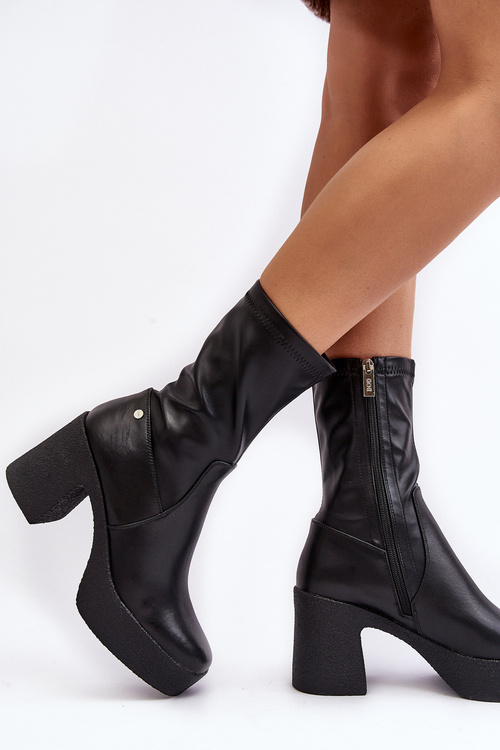 Чоботи жіночі шкіряні на підборах GOE MM2N4047 Чорні