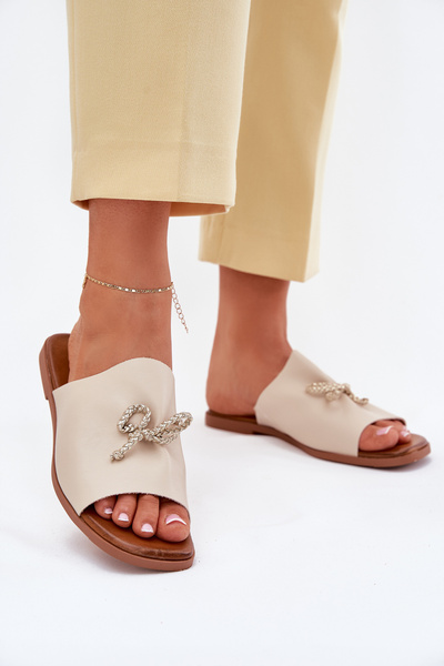 Жіночі сандалі на плоскому каблуку з декоративним зав'язуванням бежеві Норела