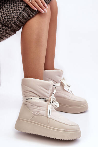 Жіночі зимові черевики з декоративною шнурівкою світло-бежевого кольору Siracna