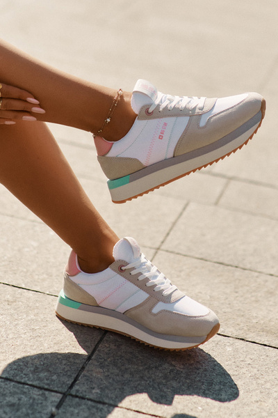 Замшеві Жіночі Кросівки Big Star RR274A047 HI-POLY SYSTEM Бежево-Білі