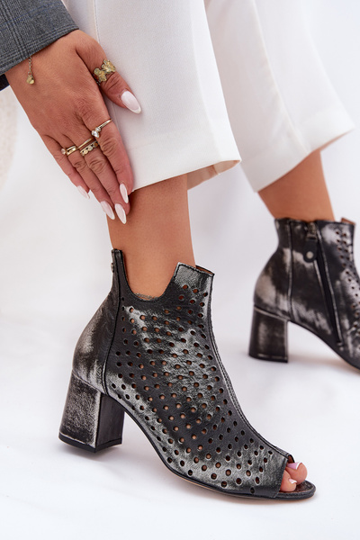 Чоботи шкіряні Maciejka 05420-01 Чорні