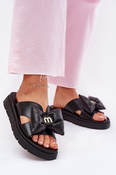 Жіночі шкіряні сандалі на платформі з бантиком CheBello 4647 чорні