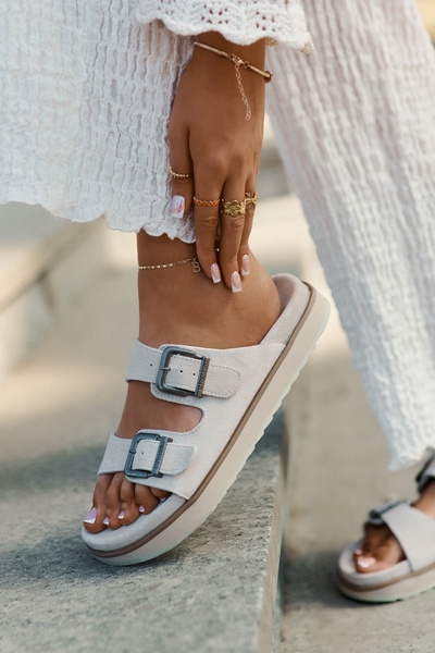 Жіночі Замшеві Сандалі З Пряжками Бежеві D.Franklin DFSH405001