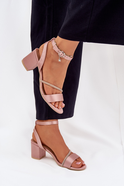 Жіночі Сандалі На Каблуку З Цирконіями Vinceza 20268 Бежеві