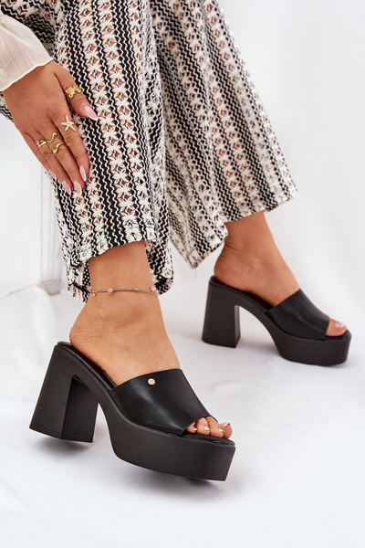 Жіночі Сандалі З Еко Шкіри На Каблуці І Платформі Чорні Tamirella