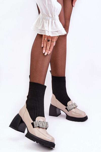 Чоботи жіночі на каблуці бежеві SBarski MR870-41