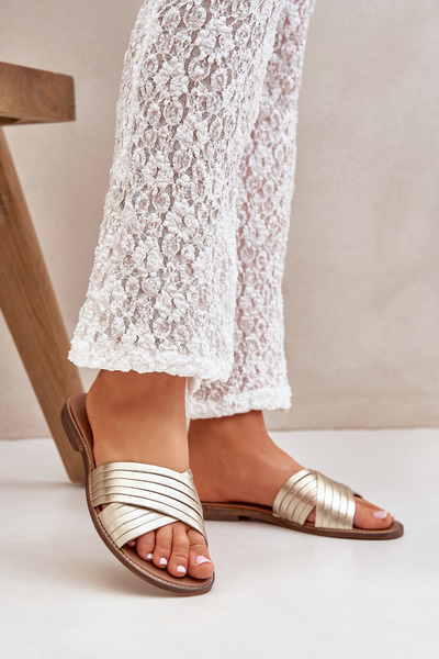 Шкіряні жіночі тапочки Lewski Shoes 3682 золоті