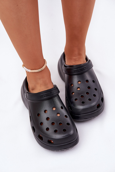 Пінні Жіночі Сандалі На Масивній Підошві Big Star RR274A118 Чорні