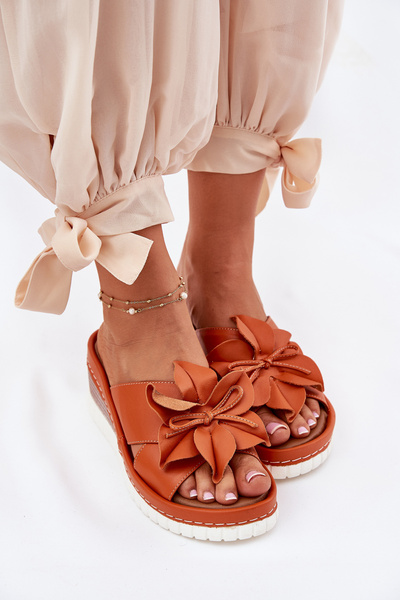 Жіночі Шкіряні Сандалі На Платформі З Декоративною Квіткою Artiker 52C0505 Помаранчеві