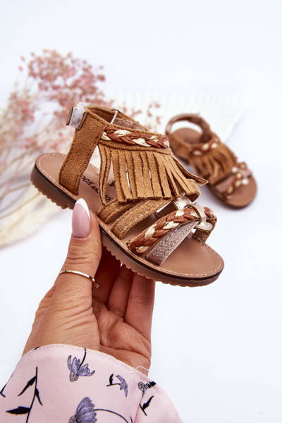 Дитячі босоніжки на липучці з китицями коричневого кольору Missy