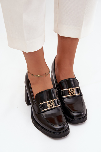 Жіноче взуття на підборах із золотим акцентом чорні Privelle