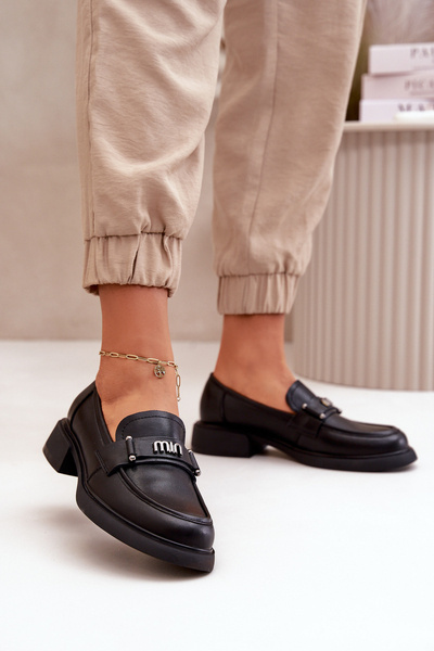 Елегантні жіночі мокасини з натуральної шкіри чорного кольору Vinceza 91114