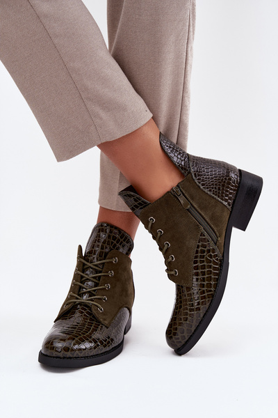 Лаковані жіночі черевики з декоративним рельєфом підкладка Vinceza 16477 темно-зелений