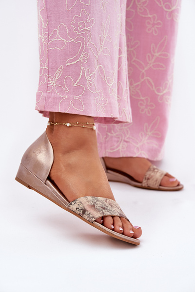 Шкіряні сандалі Maciejka 01971-71 золоті