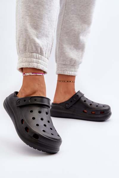 Жіночі чорні поролонові тапочки Ilariana