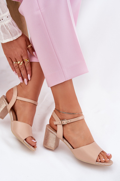 Жіночі сандалі на підборах Vinceza 20275 бежеві