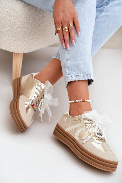 Жіночі Кросівки На Платформі З Декораціями Бежево-Золоті Vinness