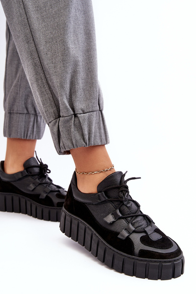 Жіноче шкіряне спортивне взуття на платформі M01/1 Zazoo чорного кольору