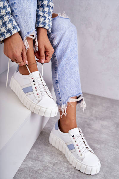 Жіночі спортивні шкіряні туфлі на зв'язці біло-блакитні Ariva