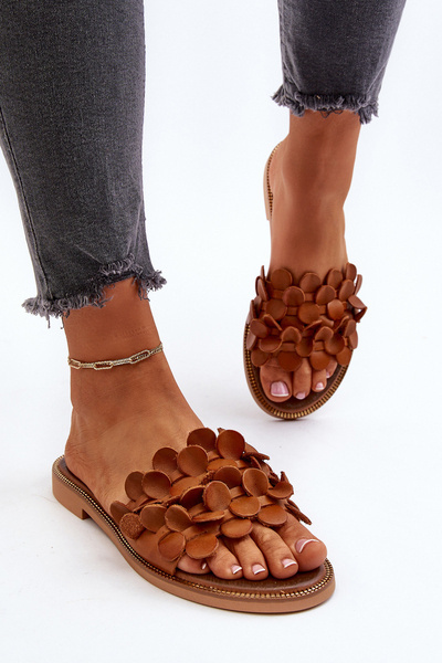 Коричневі жіночі шкіряні босоніжки на плоскій підошві Zazoo 40381