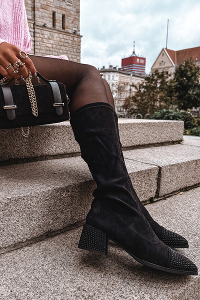 Жіночі чоботи з оздобленням на блоці еко замша Чорний Ivanna